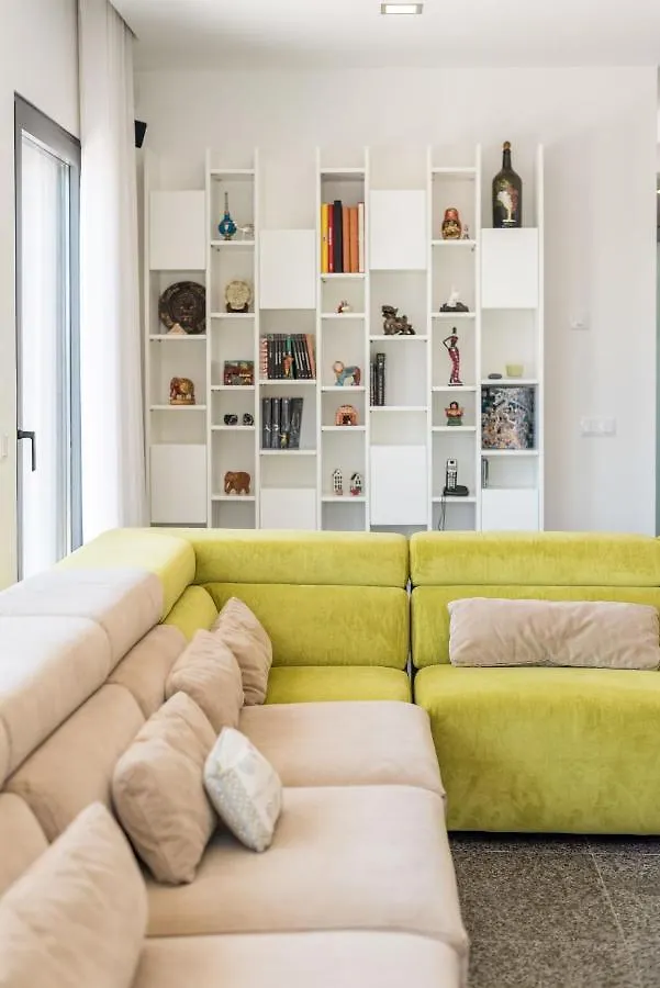 Villa Monchique 0*,
